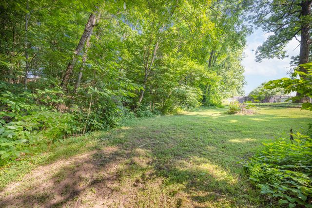2027 Skyline Dr, Goodlettsville, TN 37072