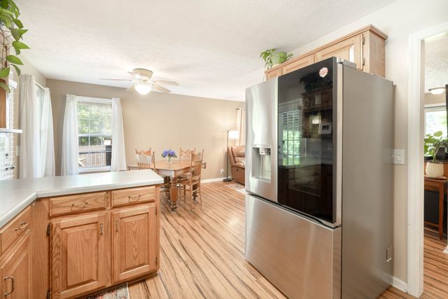 2027 Skyline Dr, Goodlettsville, TN 37072