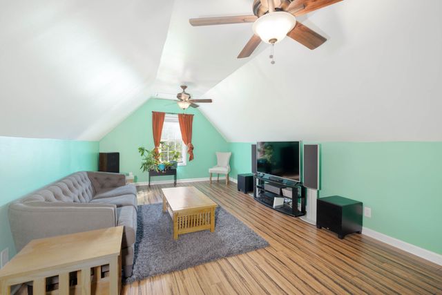 2027 Skyline Dr, Goodlettsville, TN 37072