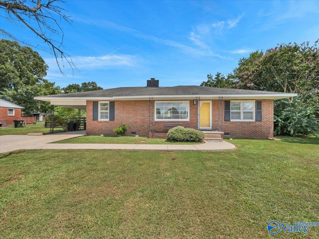 706 Meadowview Street, Athens, AL 35611