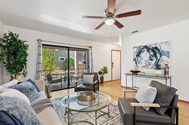 8623 Putnam DR A, Austin, TX 78757