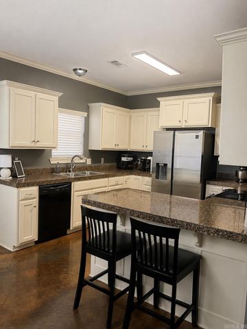 4 Wallace Way, Vilonia, AR 72173