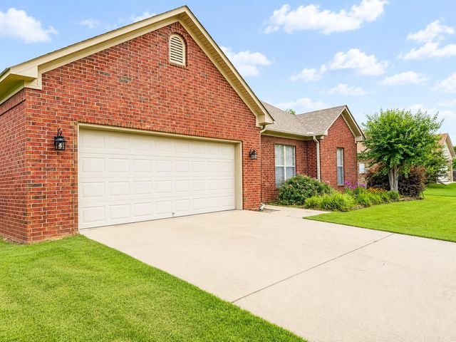 4 Wallace Way, Vilonia, AR 72173