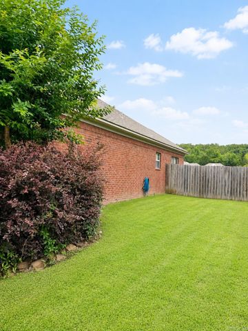 4 Wallace Way, Vilonia, AR 72173