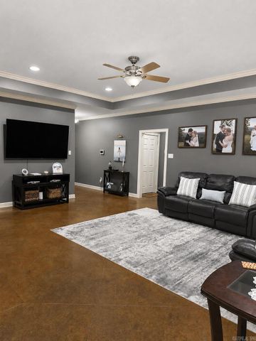 4 Wallace Way, Vilonia, AR 72173