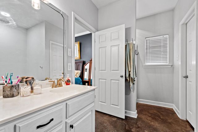 31 Brentwood Drive, Vilonia, AR 72173