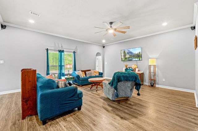 31 Brentwood Drive, Vilonia, AR 72173