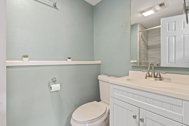 2201 Pontiac Circle, Naperville, IL 60565