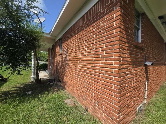 1824 Magnolia Street, Liberty, TX 77575