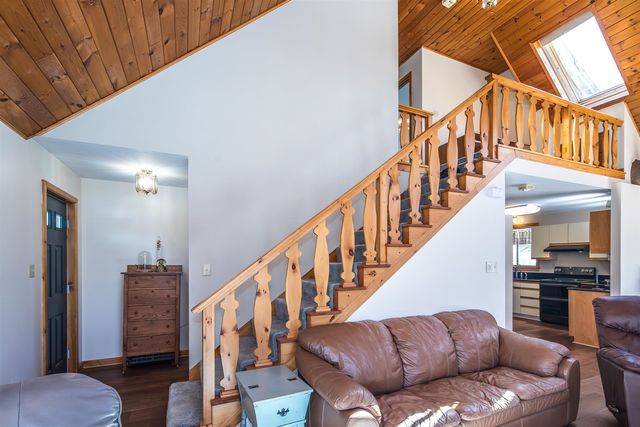 860 Sugar Hill Road, Wallingford, VT 05773