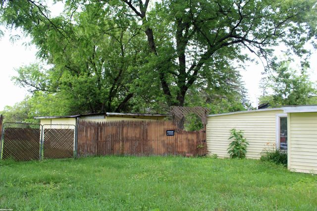 4954 Whipple Lake Rd Street, Clarkston, MI 48348