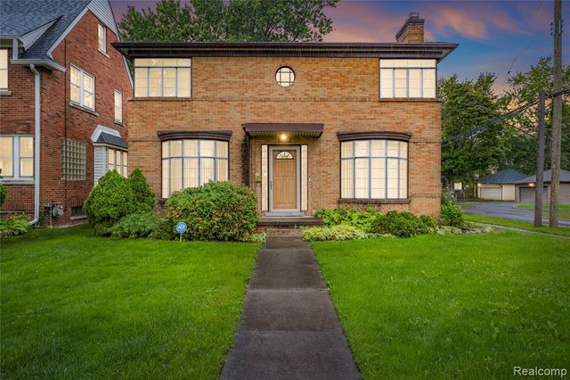 15515 Ashton Street, Detroit, MI 48223
