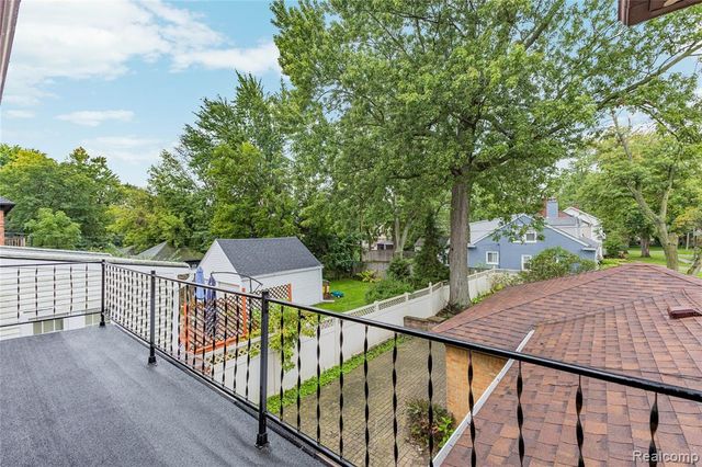 15515 Ashton Street, Detroit, MI 48223