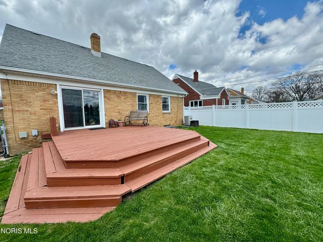 4541 S May Avenue, Toledo, OH 43614
