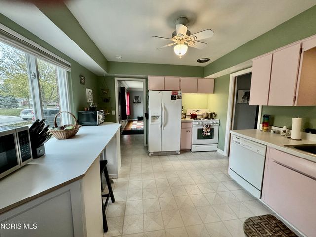4541 S May Avenue, Toledo, OH 43614