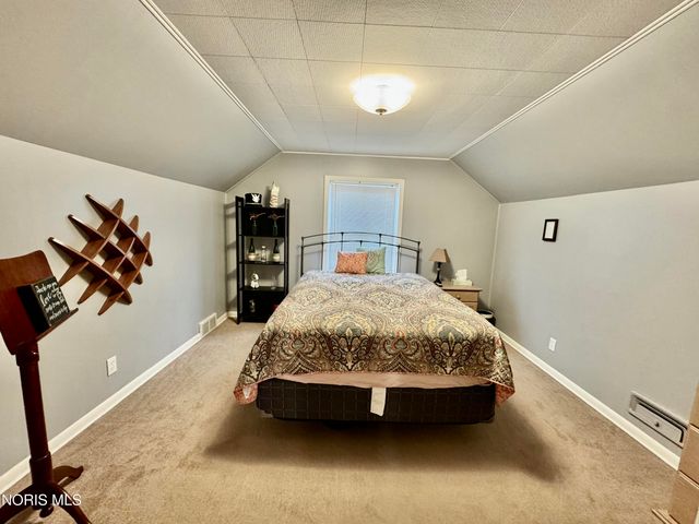 4541 S May Avenue, Toledo, OH 43614