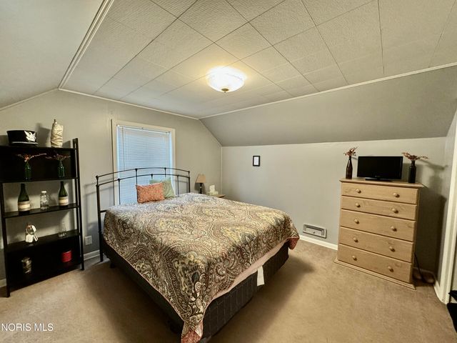 4541 S May Avenue, Toledo, OH 43614