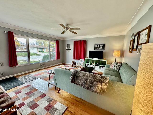 4541 S May Avenue, Toledo, OH 43614