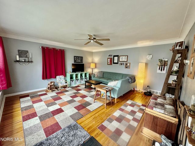 4541 S May Avenue, Toledo, OH 43614
