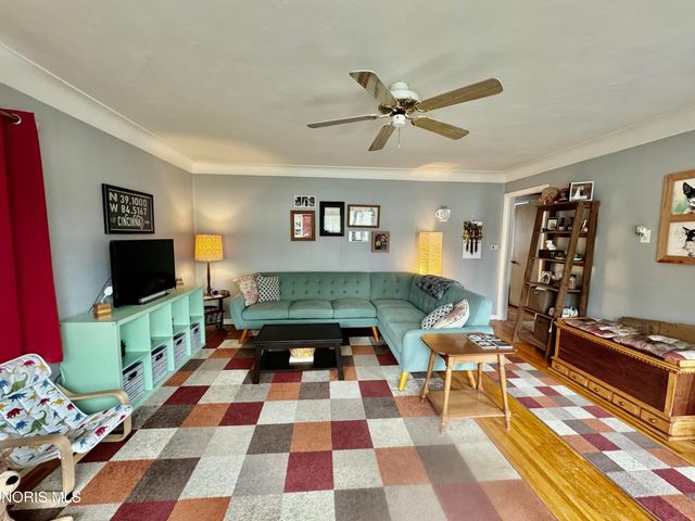 4541 S May Avenue, Toledo, OH 43614