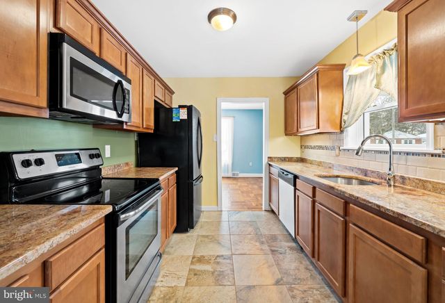 14 HOMEWOOD RD, Wilmington, DE 19803