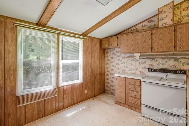 101 Serenity Lane, Clyde, NC 28721