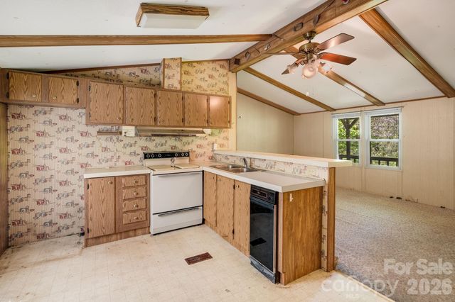 101 Serenity Lane, Clyde, NC 28721
