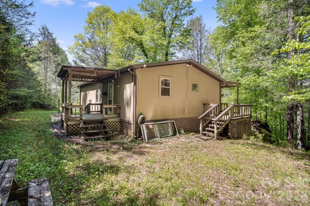 101 Serenity Lane, Clyde, NC 28721