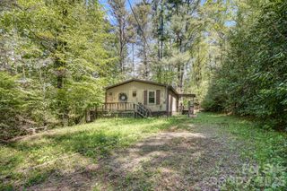 101 Serenity Lane, Clyde, NC 28721