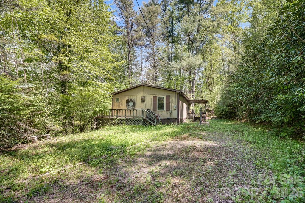 101 Serenity Lane, Clyde, NC 28721