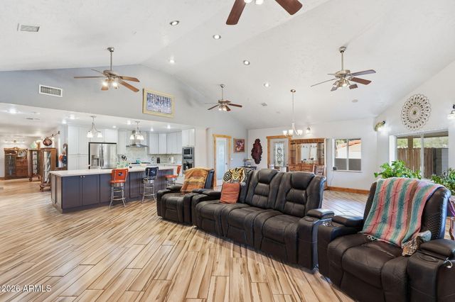 10046 E HUMMINGBIRD Lane, Gold Canyon, AZ 85118