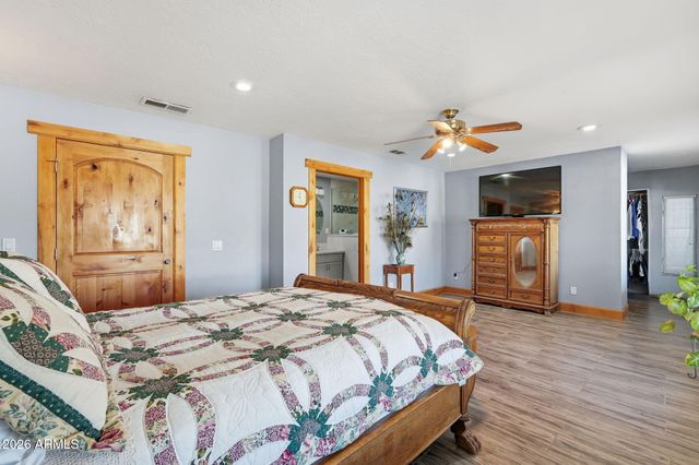 10046 E HUMMINGBIRD Lane, Gold Canyon, AZ 85118