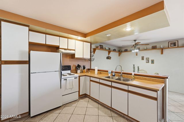 10046 E HUMMINGBIRD Lane, Gold Canyon, AZ 85118