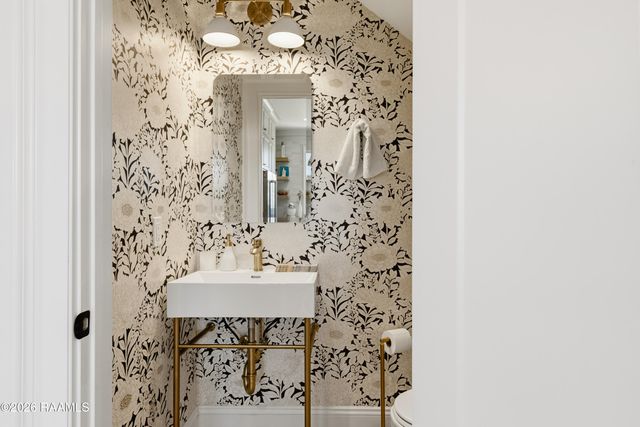 1014 The Lake Drive, Broussard, LA 70518