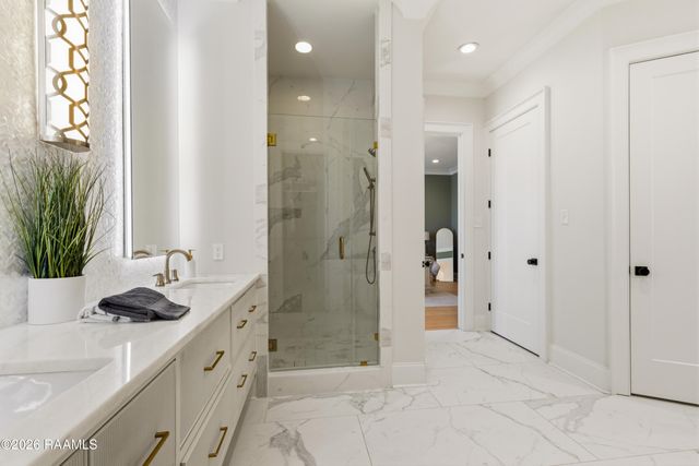 1014 The Lake Drive, Broussard, LA 70518