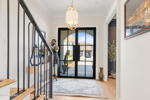 1014 The Lake Drive, Broussard, LA 70518