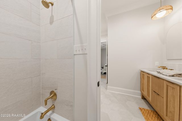 1014 The Lake Drive, Broussard, LA 70518