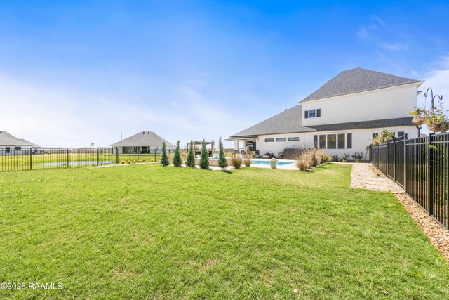 1014 The Lake Drive, Broussard, LA 70518