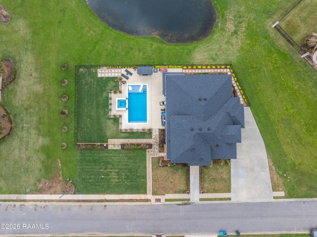 1014 The Lake Drive, Broussard, LA 70518