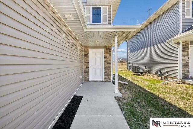 859 W Desert Vista Drive, Lincoln, NE 68523