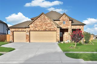 208 Harbor Bend Lane, Dickinson, TX 77539