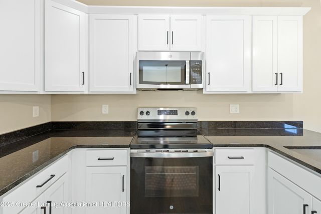 416 N Martin Luther King Boulevard, Lansing, MI 48915