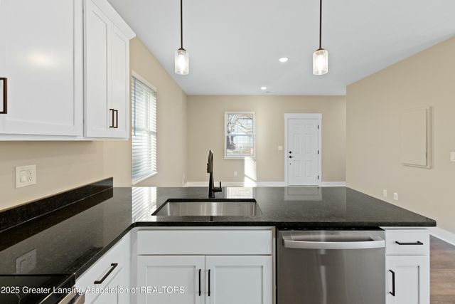 416 N Martin Luther King Boulevard, Lansing, MI 48915