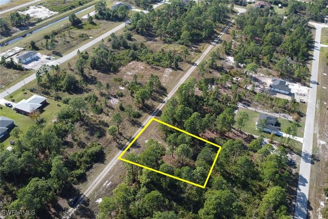 1051 Chandlee ST, Lehigh Acres, FL 33974