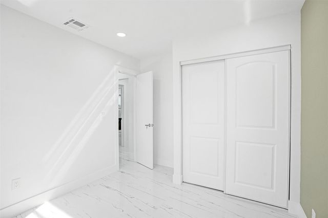 1437 SW 1st Avenue, Deerfield Beach, FL 33441