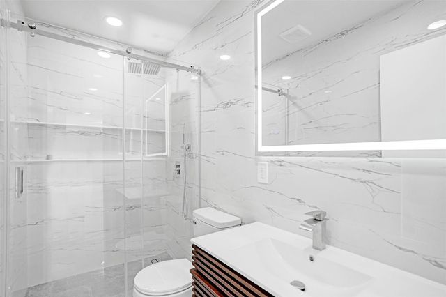 1437 SW 1st Avenue, Deerfield Beach, FL 33441