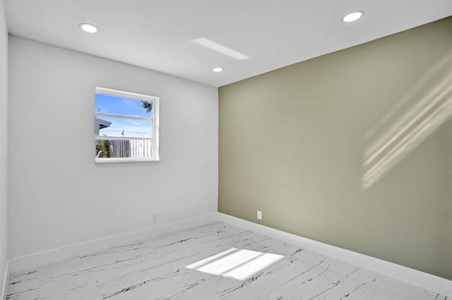 1437 SW 1st Avenue, Deerfield Beach, FL 33441