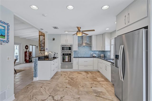 617 ROUNTREE DRIVE, Longboat Key, FL 34228