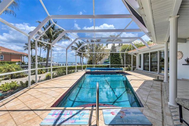 617 ROUNTREE DRIVE, Longboat Key, FL 34228