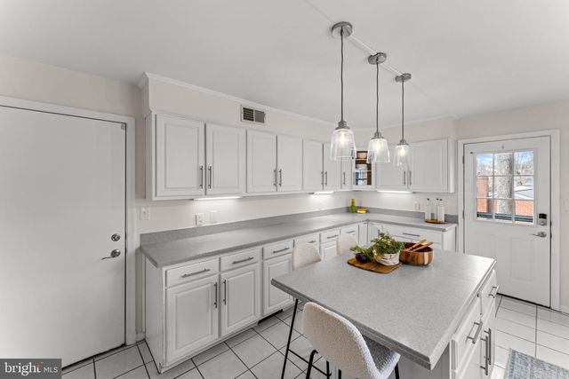 4101 DAVID LN, Alexandria, VA 22311